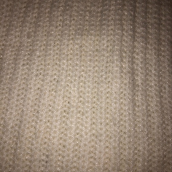 Sweater - Picture 4 of 6